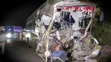 Speeding Truck Collides with Auto-Rickshaw in Morena, One Dead and Seven Seriously Injured