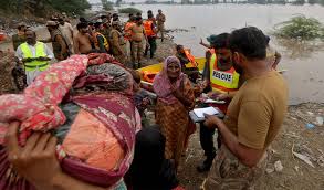 Pakistan Floods 2025: Death Toll Nears 1,000 as Waters Move to Sindh
